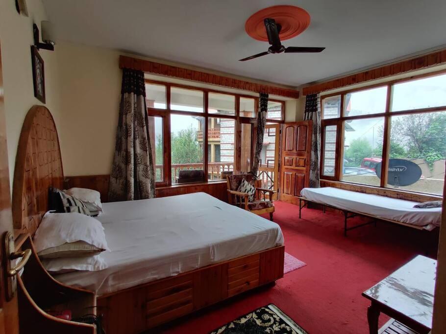 Aroma Taru Villa / Cottage ,Manali المظهر الخارجي الصورة